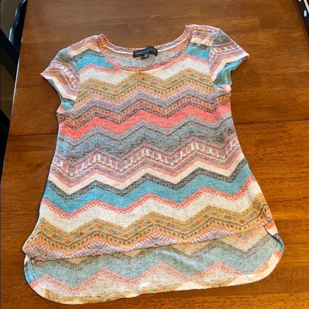 Almost Famous knit top high low shirt Aztec size S